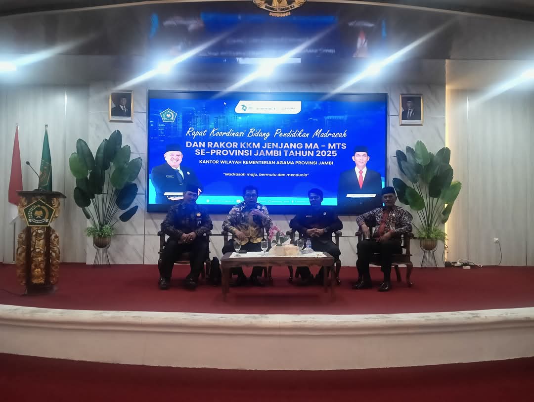 Kepala MTsN 4 Kerinci Samsir, S.PdI Menghadiri Rakor KKM Jenjang MA dan MTs Se-Provinsi Jambi 