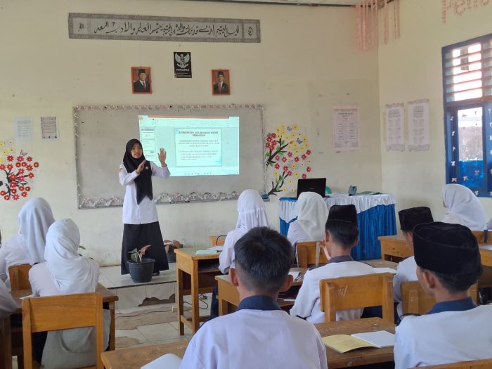 Geliat Kreativitas di MTsN 4 Kerinci: Persiapan Pensi dan Pengambilan Video UKin PPG Guru Matematika