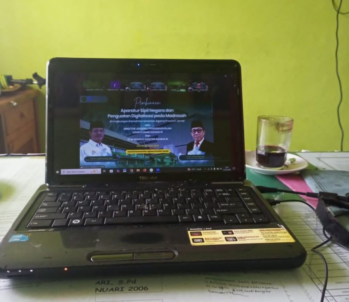 Akselerasi Mutu Pendidikan, PTK MTsN 4 Kerinci Ikuti Pembinaan ASN dan Penguatan Digitalisasi Pada Madrasah