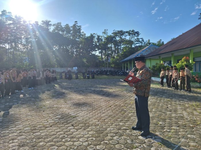 MTsN 4 Kerinci Gelar Apel Pagi untuk Tingkatkan Disiplin Siswa
