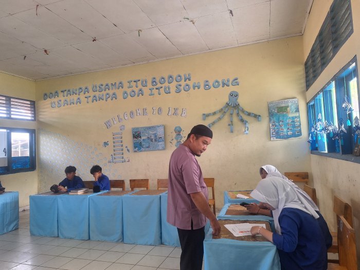 Matangkan Persiapan TKA, Siswa Kelas IX MTsN 4 Kerinci Lakukan Penandatanganan DNS