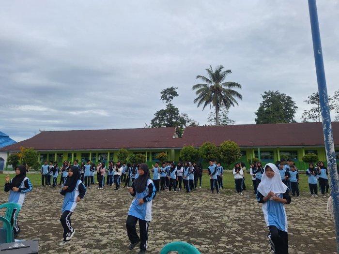 MTsN 4 Kerinci Gelar Senam Bersama Sambut HAB ke-80 Kemenag RI Tahun 2026