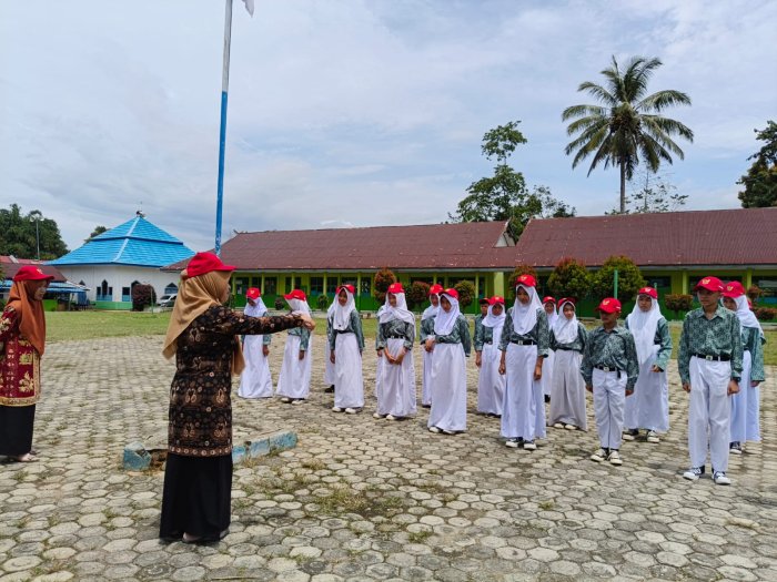 Jelang Pelantikan, OSIM MTsN 4 Kerinci Tahun 2025-2026 Gelar Latihan