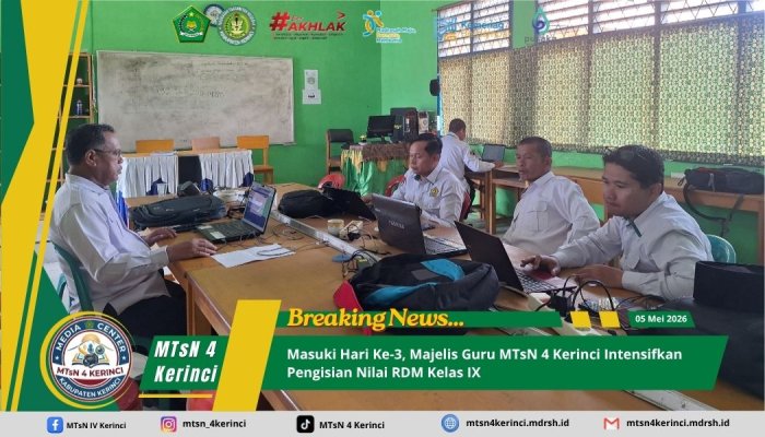 Masuki Hari Ke-3, Majelis Guru MTsN 4 Kerinci Intensifkan Pengisian Nilai RDM Kelas IX di Ruang TIK