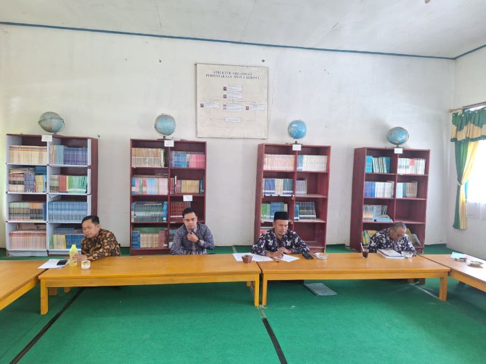 Optimalkan Persiapan, Panitia Pensi MTsN 4 Kerinci Gelar Rapat Teknis