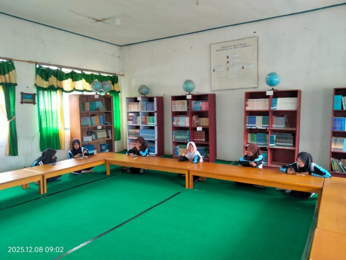 MTsN 4 Kerinci Gelar Ujian Susulan ASAS Semester Ganjil Tapel 2025-2026