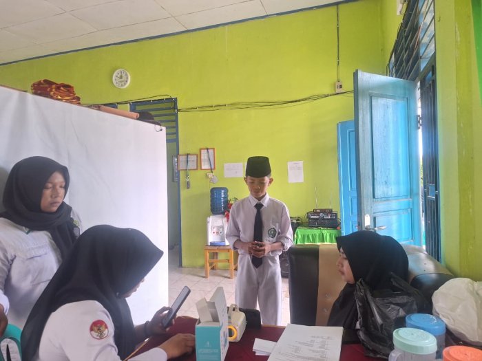 Latihan Perdana M Khairil Siswa MTsN 4 Kerinci Peserta Lomba Solo Song Untuk EXPO  MAN 3 Kerinci