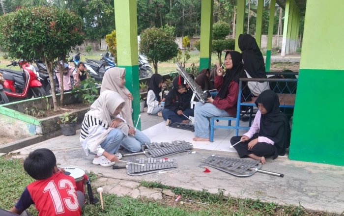 Ekstrakurikuler Drum Band Kembali Laksanakan Latihan Rutin