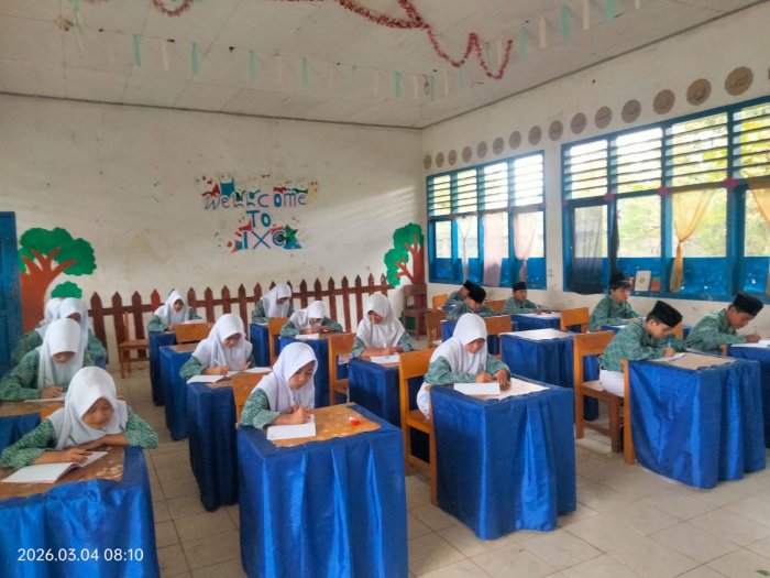 Lancar di Hari Ketiga, Siswa MTsN 4 Kerinci Tetap Antusias Jalani UTS Meski Berpuasa