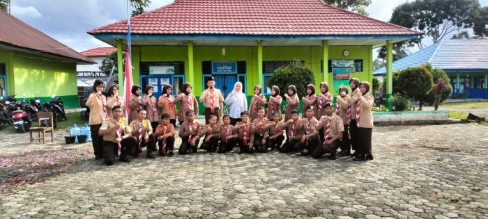 MTsN 4 Kerinci Adakan Pelantikan Penggalang Ramu Pramuka