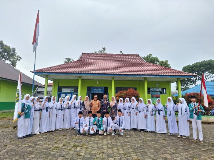 Resmi Dilantik, OSIM MTsN 4 Kerinci Siap Menjadi Motor Perubahan