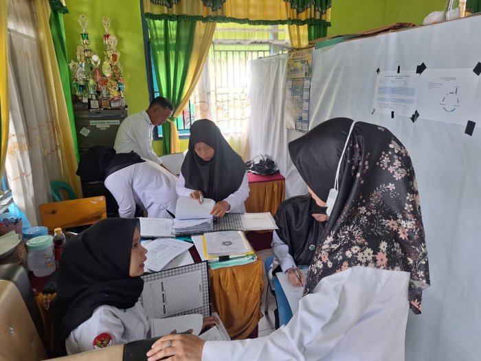 Awali Semester Genap, Majelis Guru MTsN 4 Kerinci Sigap Rampungkan Perangkat Pembelajaran dan Penertiban Arsip