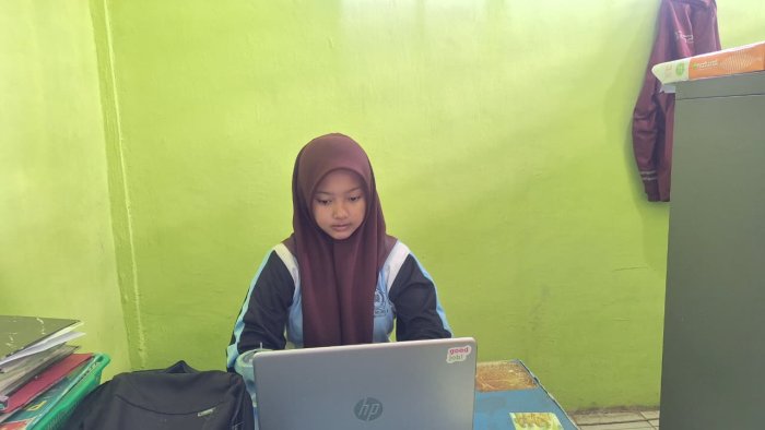 Menuju OMI Provinsi, Najwa Siswi MTsN 4 Kerinci Ikuti Bimbingan IPS Menuju OMI Provinsi, Najwa Siswi MTsN 4 Kerinci Ikuti Bimbingan IPS